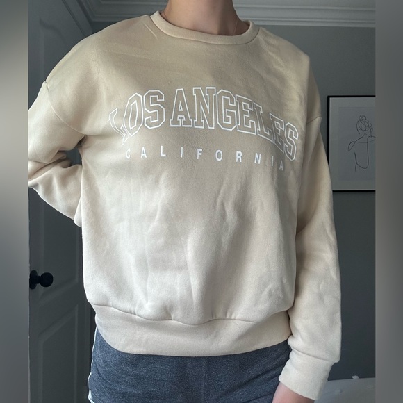 Crew Neck - Picture 2 of 3